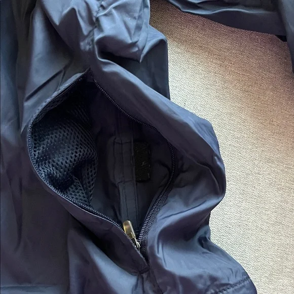 Chicago Bears Navy Blue Windbreaker - Picture 8 of 10